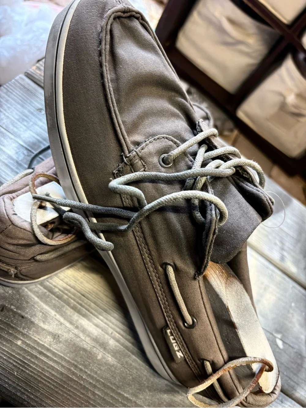 Lugz Greycanvas boat shoes with white soles #boatshoes #nautical size 11.5